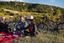 Gourmet treats after cycling around Tautavel ©Laurent_Pierson/FTTPO